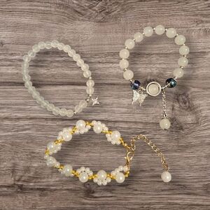 🩷3 for $15: Set of 3 Girls Bracelets, (2 Charm, 1 Clasp) 4mm & 6mm beads, NWOT
